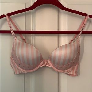 Victoria’s Secret Bra